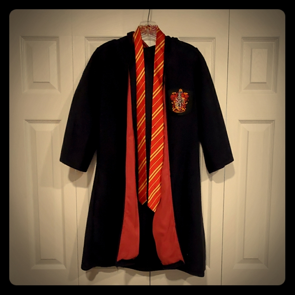 Harry Potter Gryffindor Wizard Robe and Tie, Small